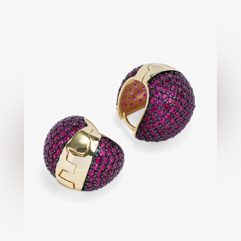 Norah Pavé Earrings
Gold|Ruby
Original price $95 - Picture 3 of 4